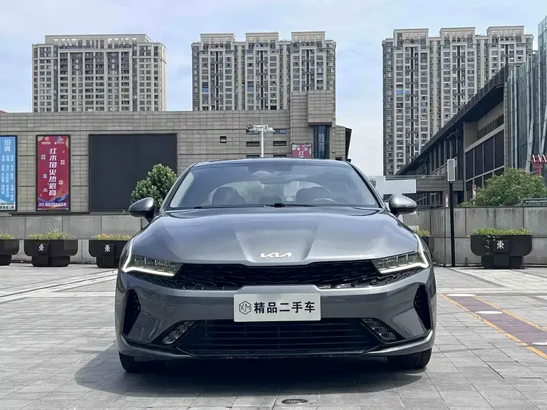 Kia K5 270 T CVVD Refreshed