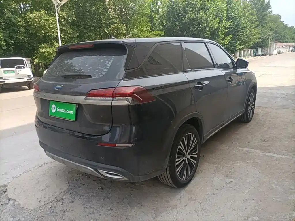 Changan Oshan X7 1.5 T Auto Luxury