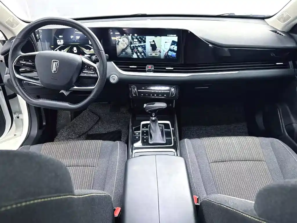 Besturn B70 1.5 T Auto Pleasure
