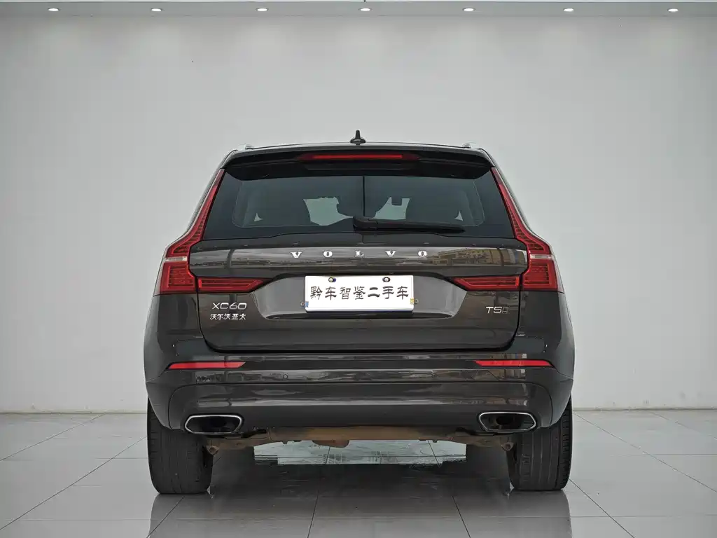Volvo XC60 T5 4 WD Smart Vision