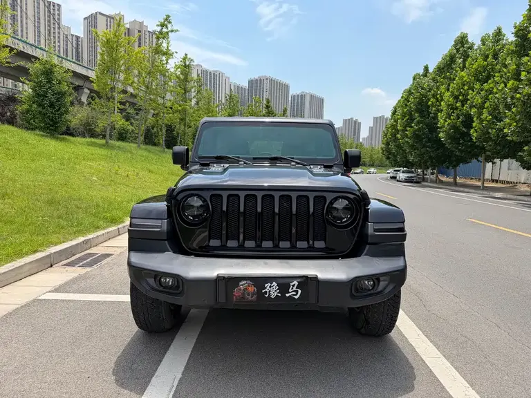 Jeep Wrangler 2.0 T Sahara 4-door