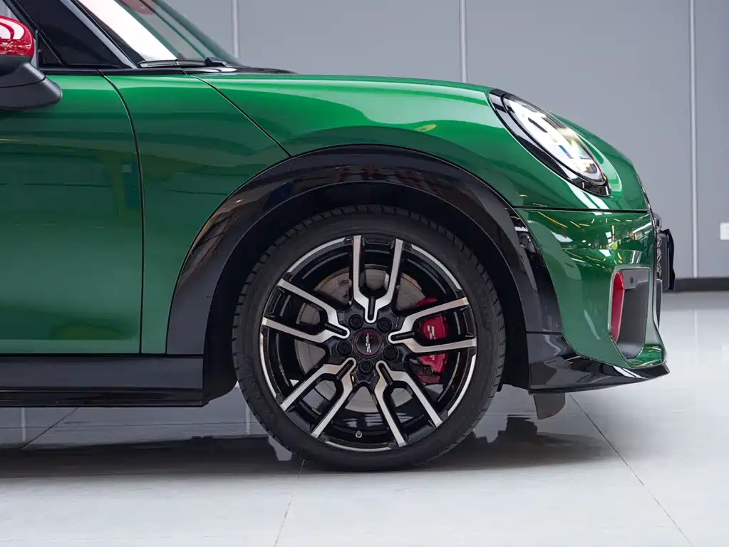 MINI JCW JOHN COOPER WORKS