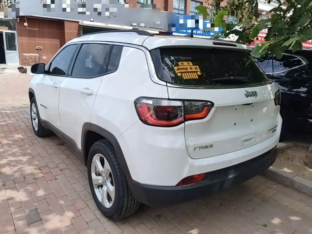 Compass 200 T Auto Home Enjoyment