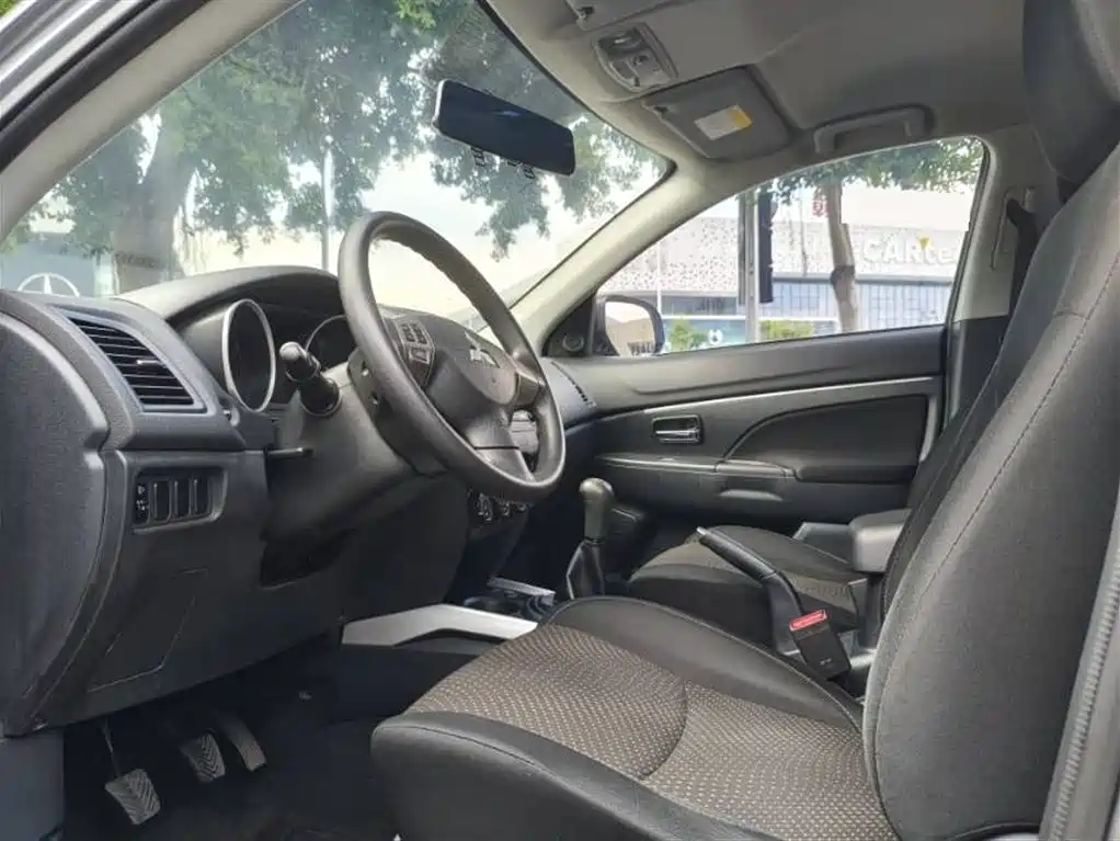 ASX 1.6 L Manual 2 WD Standard