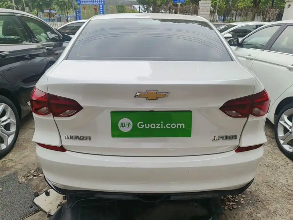 Monza 1.5 L DCT Joy