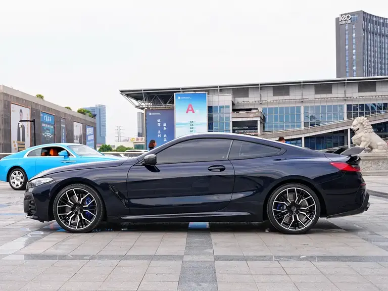 BMW 8 Series 840 i 2-door Coupe M Sport Package