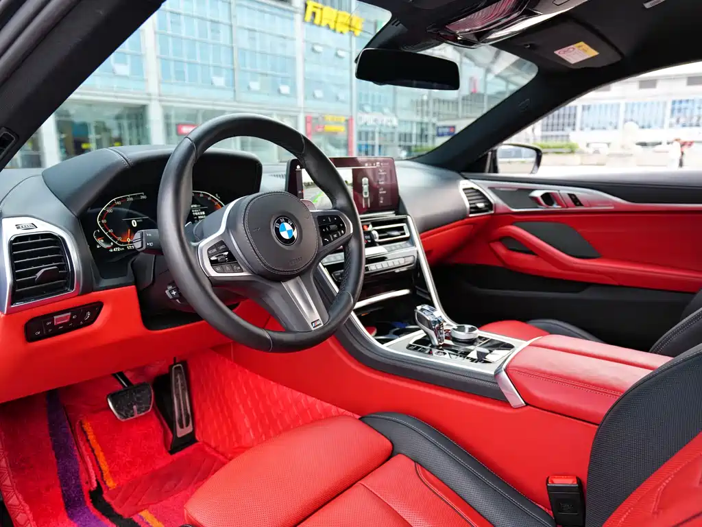 BMW 8 Series 840 i 2-door Coupe M Sport Package