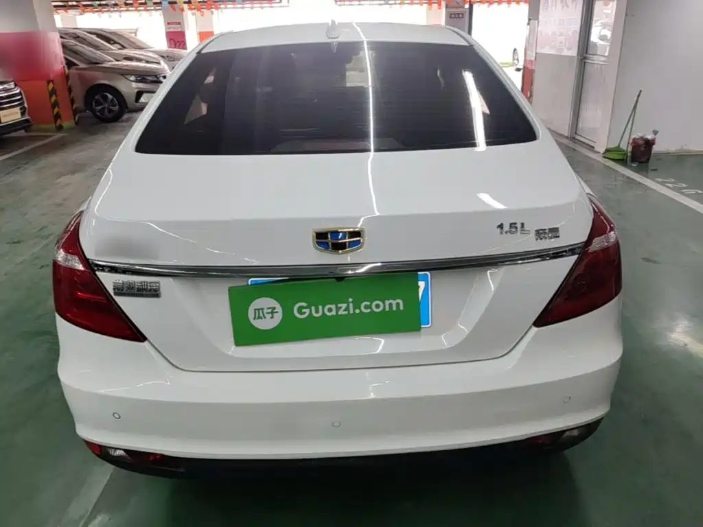Emgrand Sedan Million 1.5 L Manual Upward