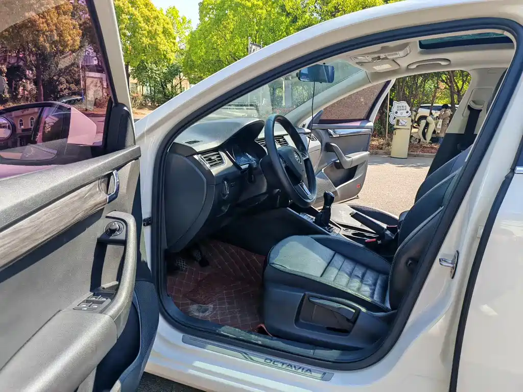 Octavia 明锐 2017款 1.6 L 手动智行版
