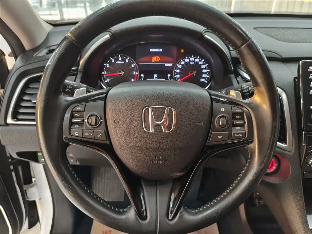 Avancier 370 TURBO 4 WD Premium