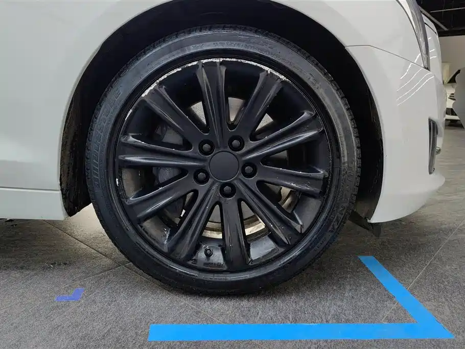 Cadillac ATS-L 28 T Tech