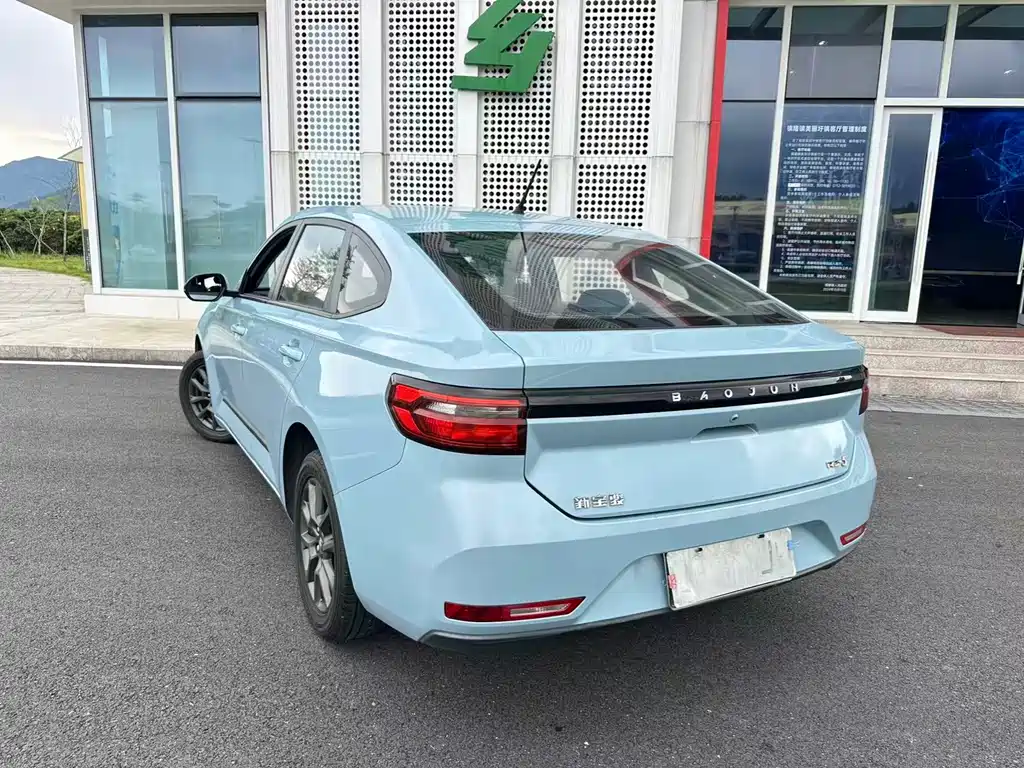 Baojun RC-5 1.5 L CVT Smart Shine Elite