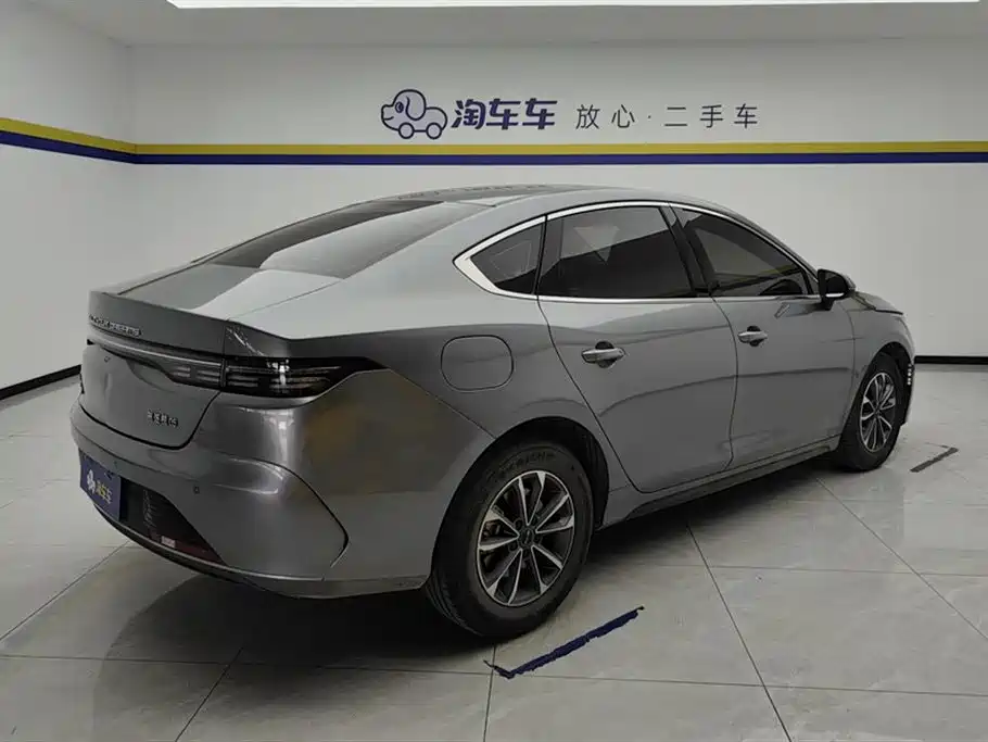 Destroyer 05 Glory DM-i 55 KM Luxury