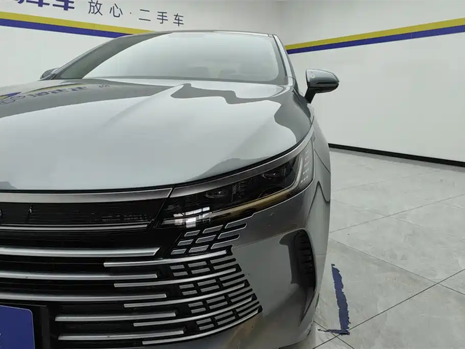 Destroyer 05 Glory DM-i 55 KM Luxury