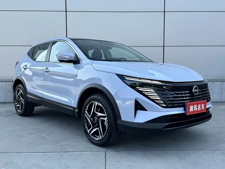Nissan Qashqai Honor 2.0 L CVT XV+ Leading