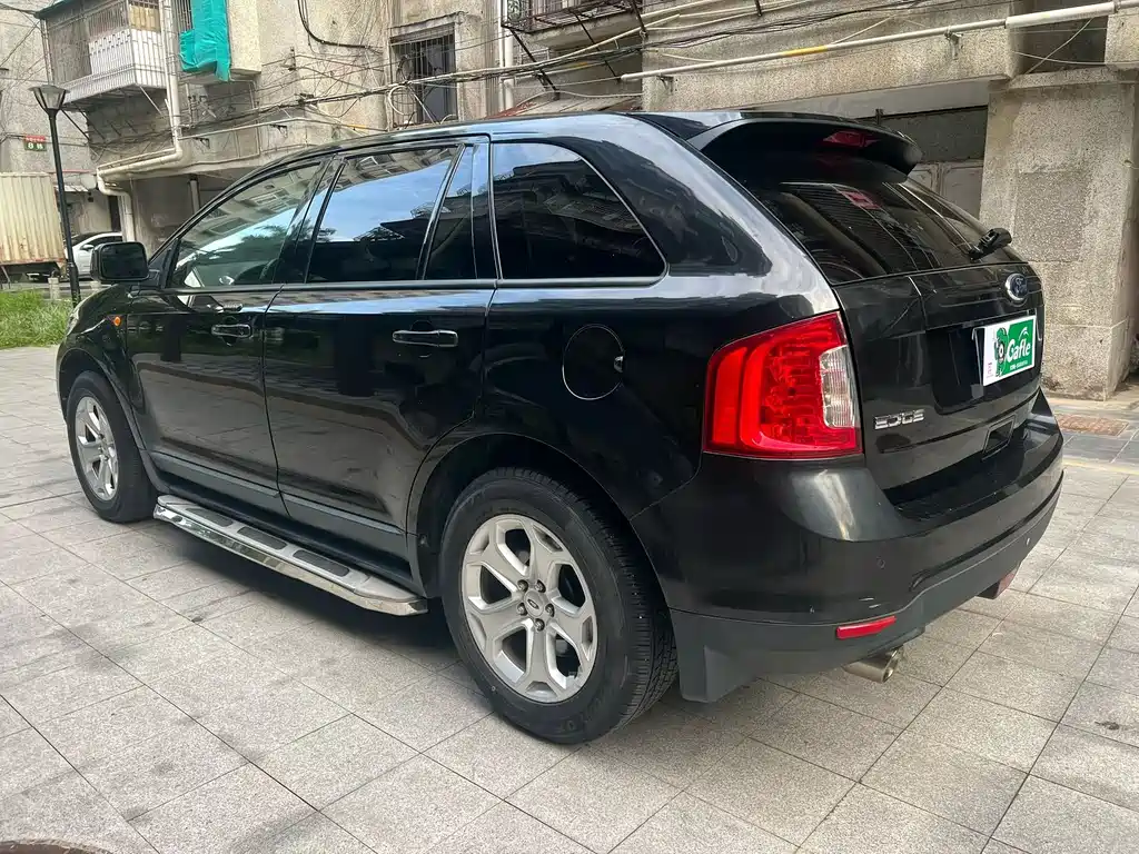 Edge (Import) 2.0 T Elite Sharp Sunroof