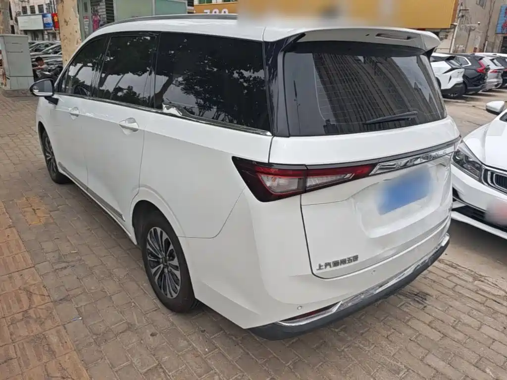 Wuling Jiachen 1.5 T CVT Premium Flagship