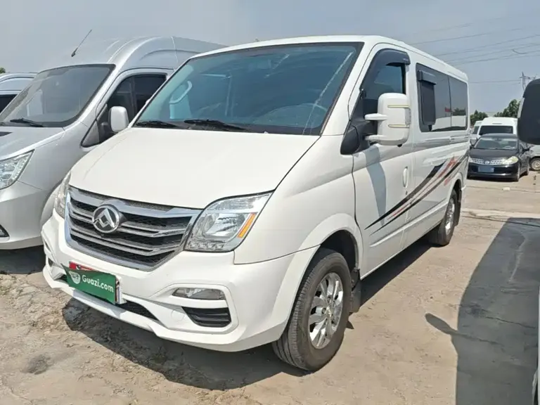 Maxus Xintu V80 2.0 T PLUS AMT City SWB Super Low Roof 5 6-seat
