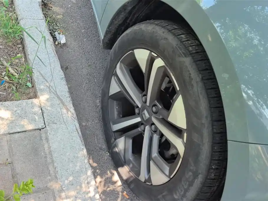 Baojun Valli 1.5 T Naqu Starry CVT Flagship