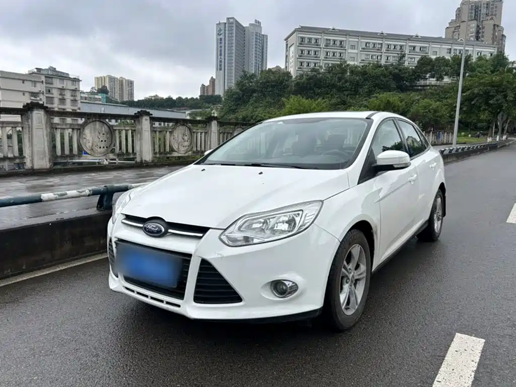 Focus Sedan 1.6 L Auto Style