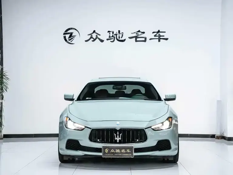 Maserati Ghibli 3.0 T Standard