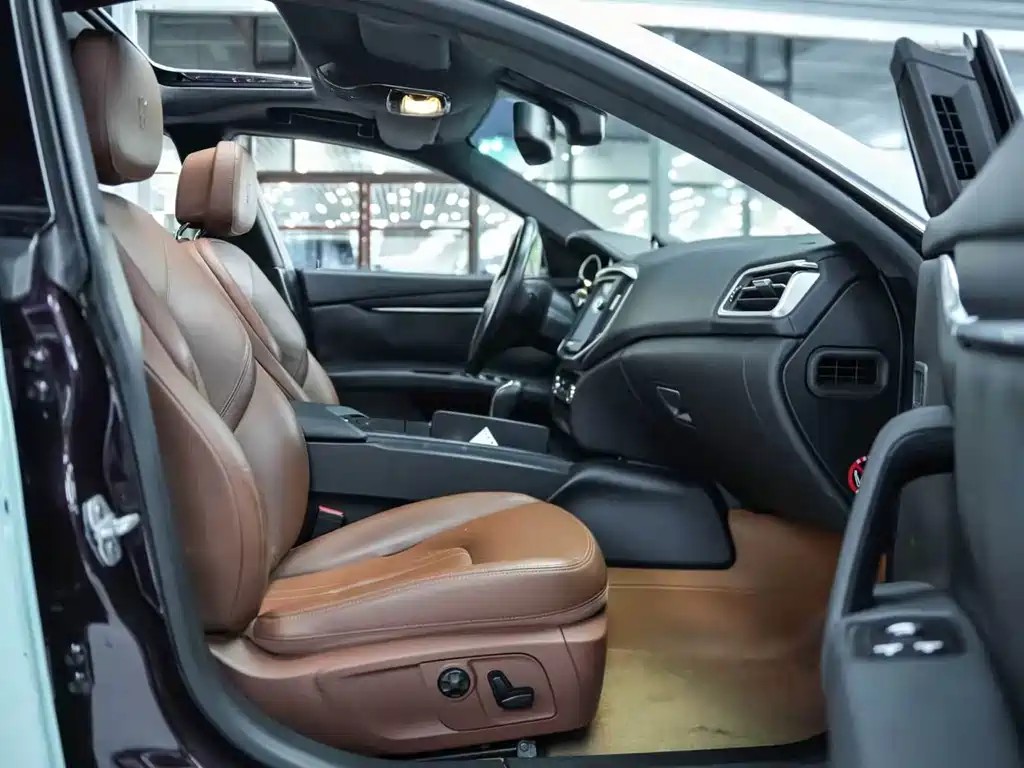 Ghibli 3.0 T Standard