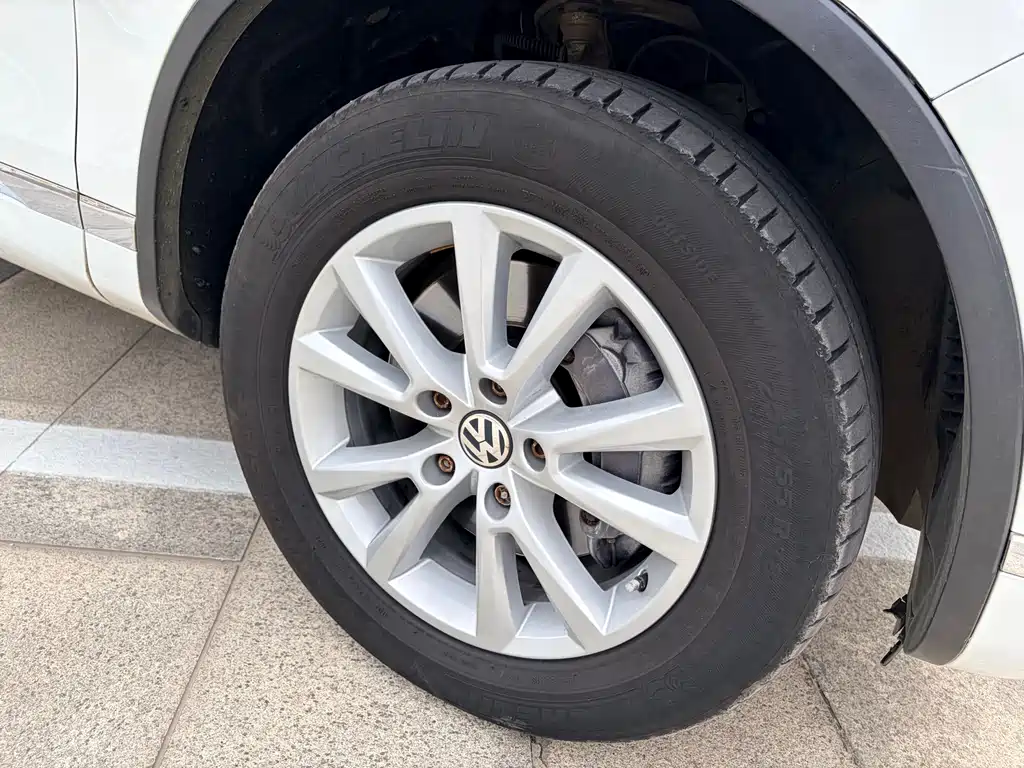Touareg 3.0 TSI Standard Config