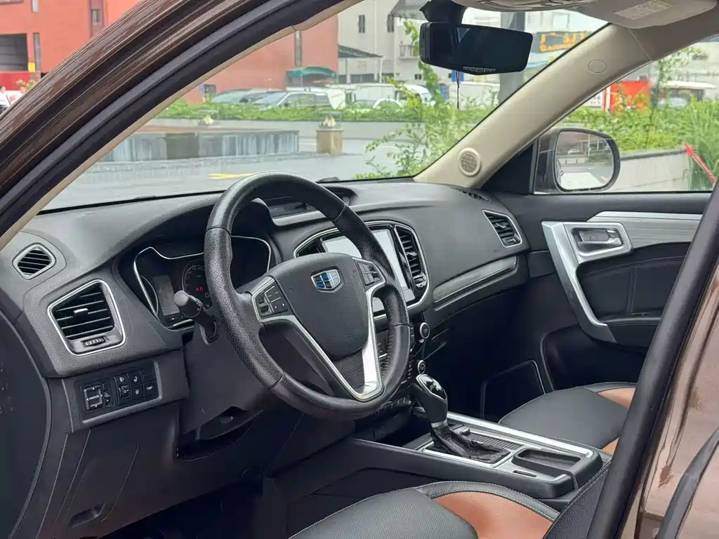 Vision X6 1.3 T CVT Luxury