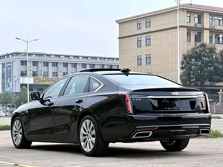 Cadillac CT6 28 T Platinum