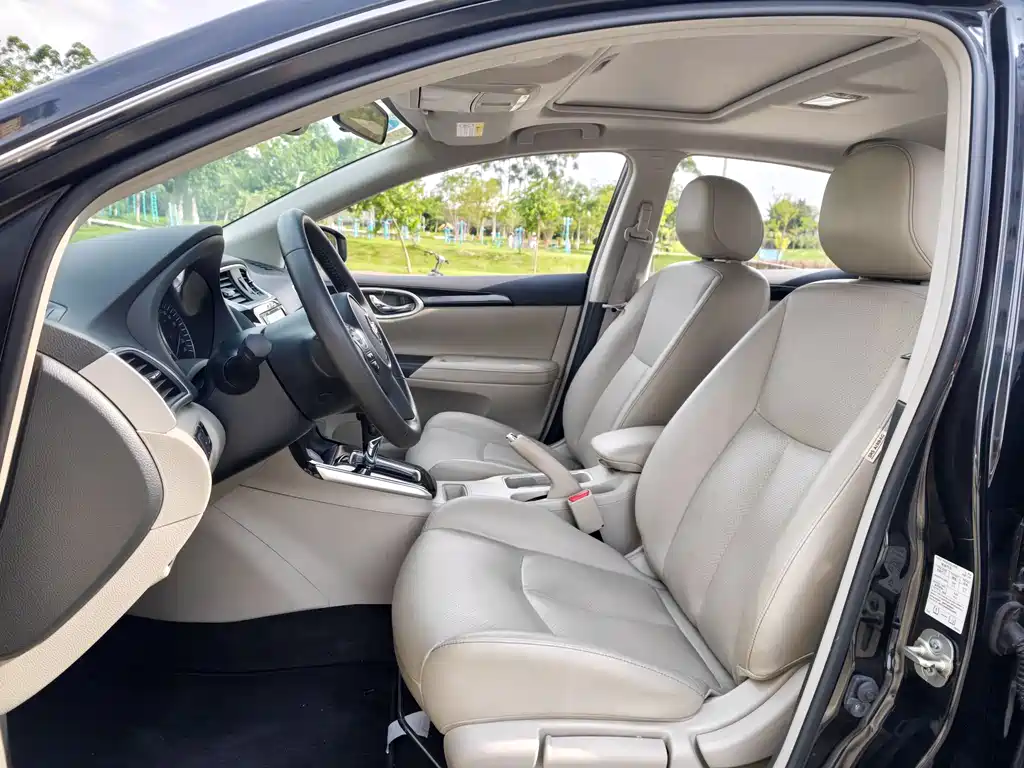 Sylphy 1.6 XV CVT Premium