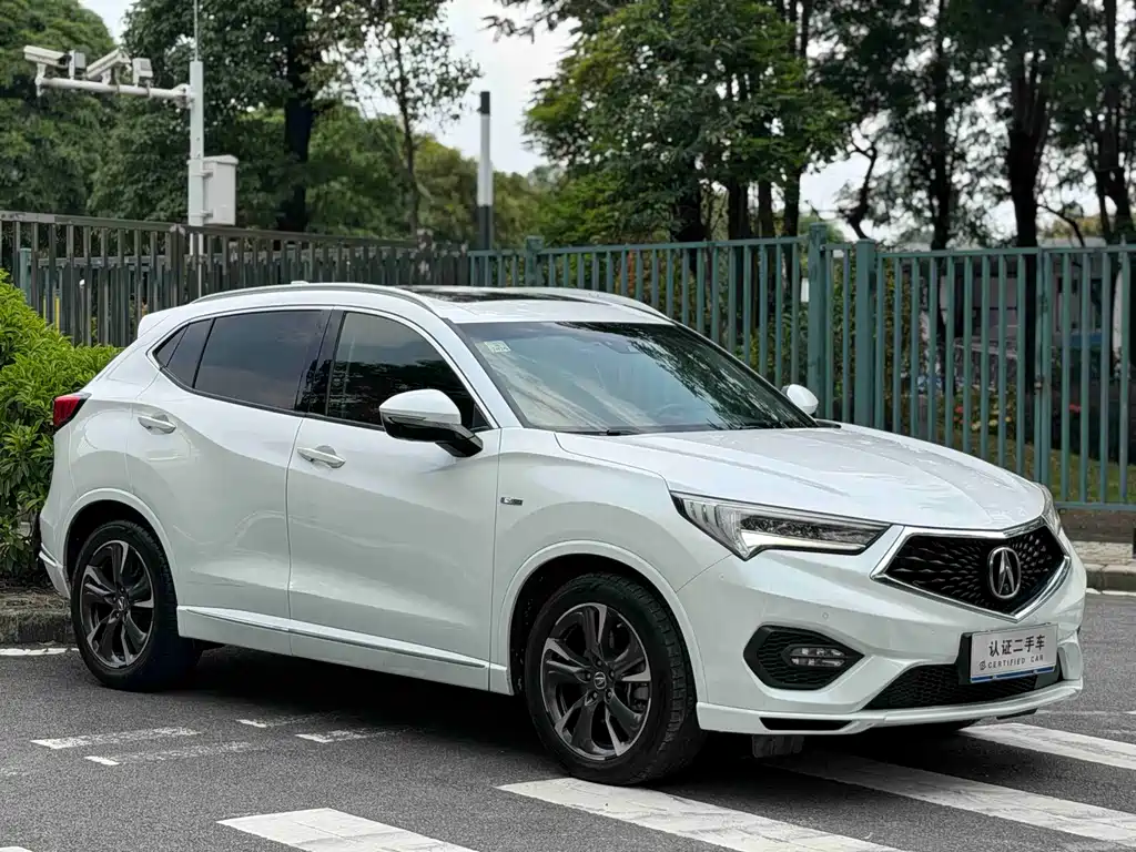 Acura CDX 2.0 L 2 WD Creative Enjoyment · Charm Edition Hybrid