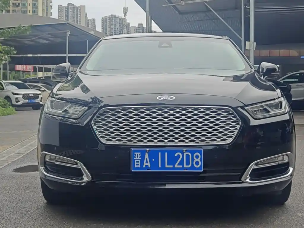 Taurus EcoBoost 325 V6 Flagship