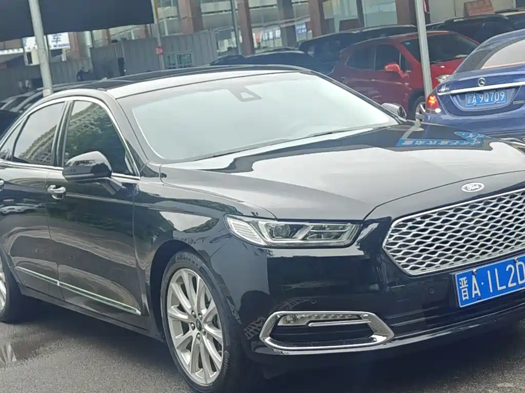 Taurus EcoBoost 325 V6 Flagship