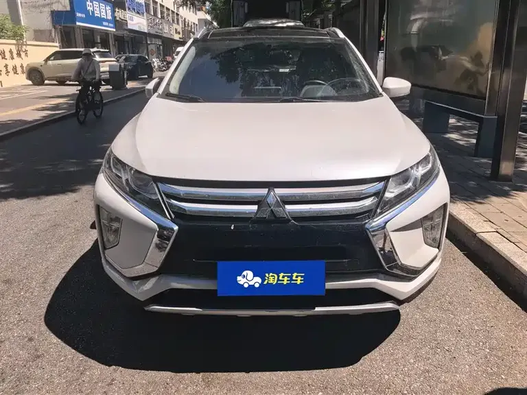 Mitsubishi Eclipse Cross 1.5 T CVT 2 WD Dream CN-VI