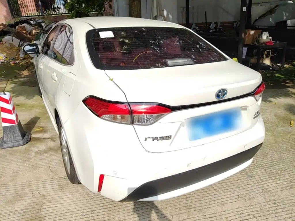 Levin Dual Engine 1.8 H E-CVT Luxury CN-VI