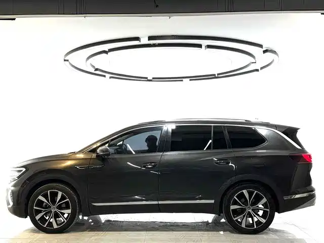 Talagon 530 TSI 4 WD Flagship Victory Realm Pro