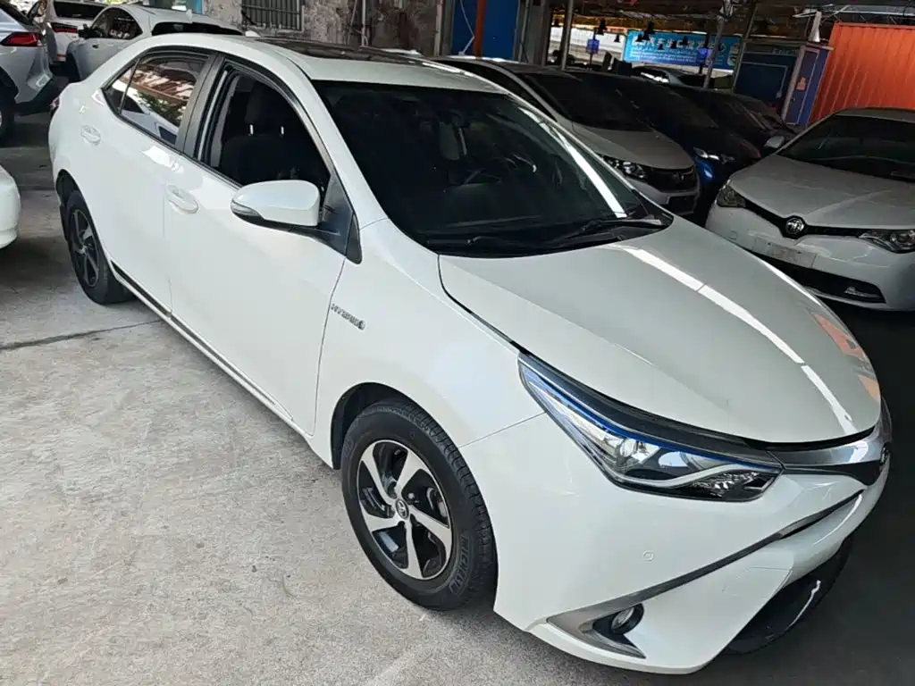 Levin Facelift Dual Engine 1.8 H GS E-CVT Elite Sunroof CN-V
