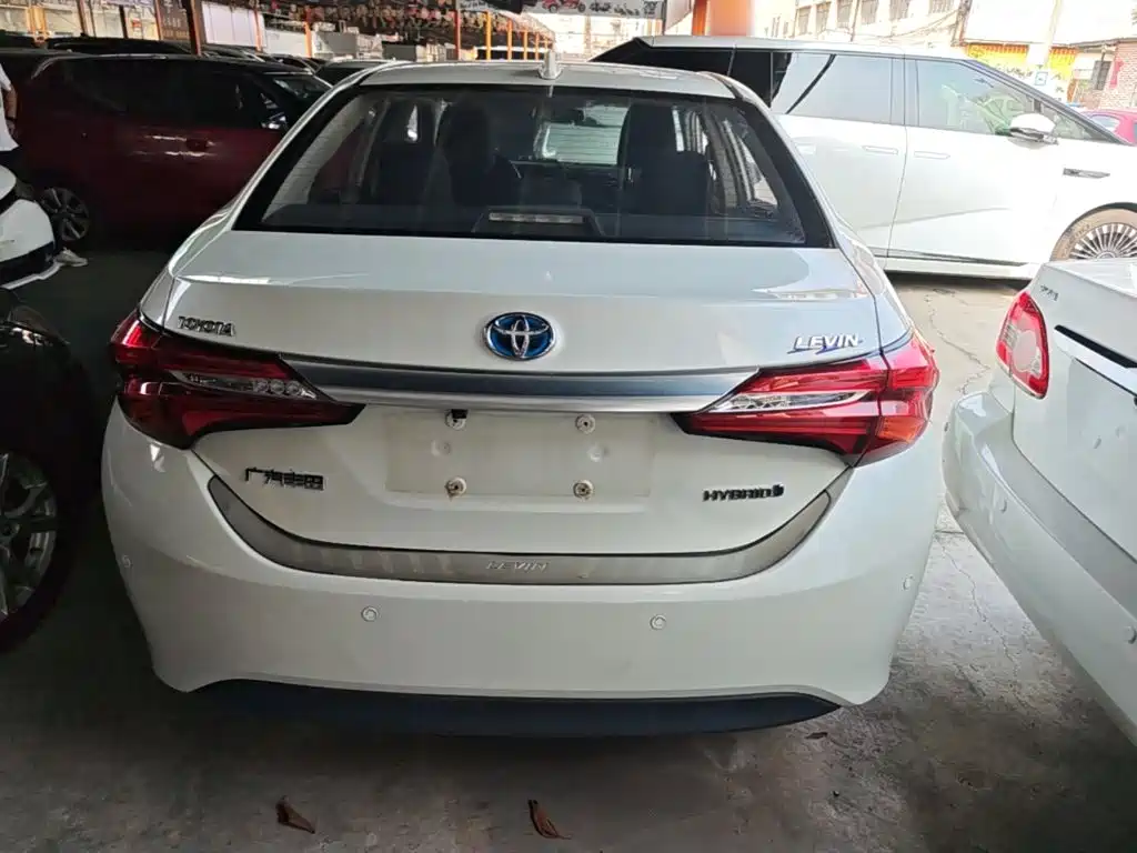 Levin Facelift Dual Engine 1.8 H GS E-CVT Elite Sunroof CN-V