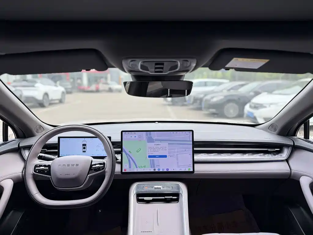Roewe M7 DMH 160 km Joy