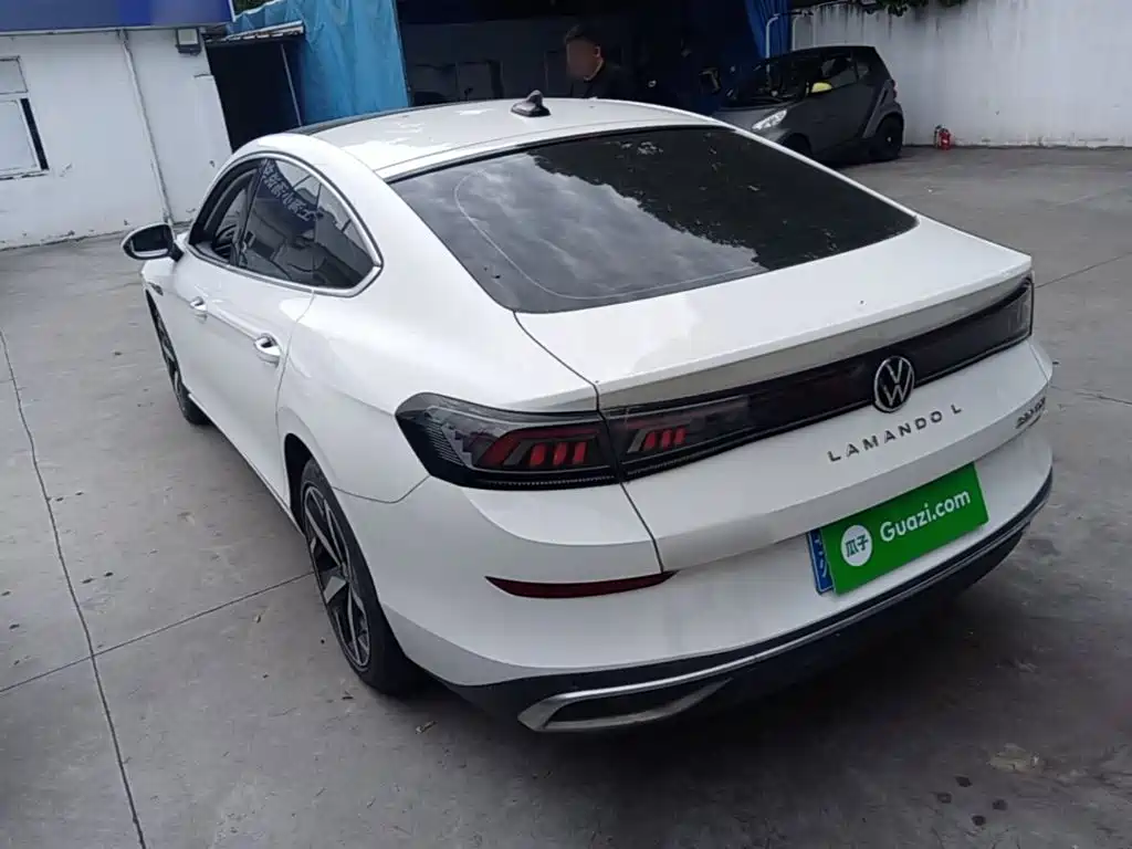 Lamando Lamando L 280 TSI DSG Spicy Cool