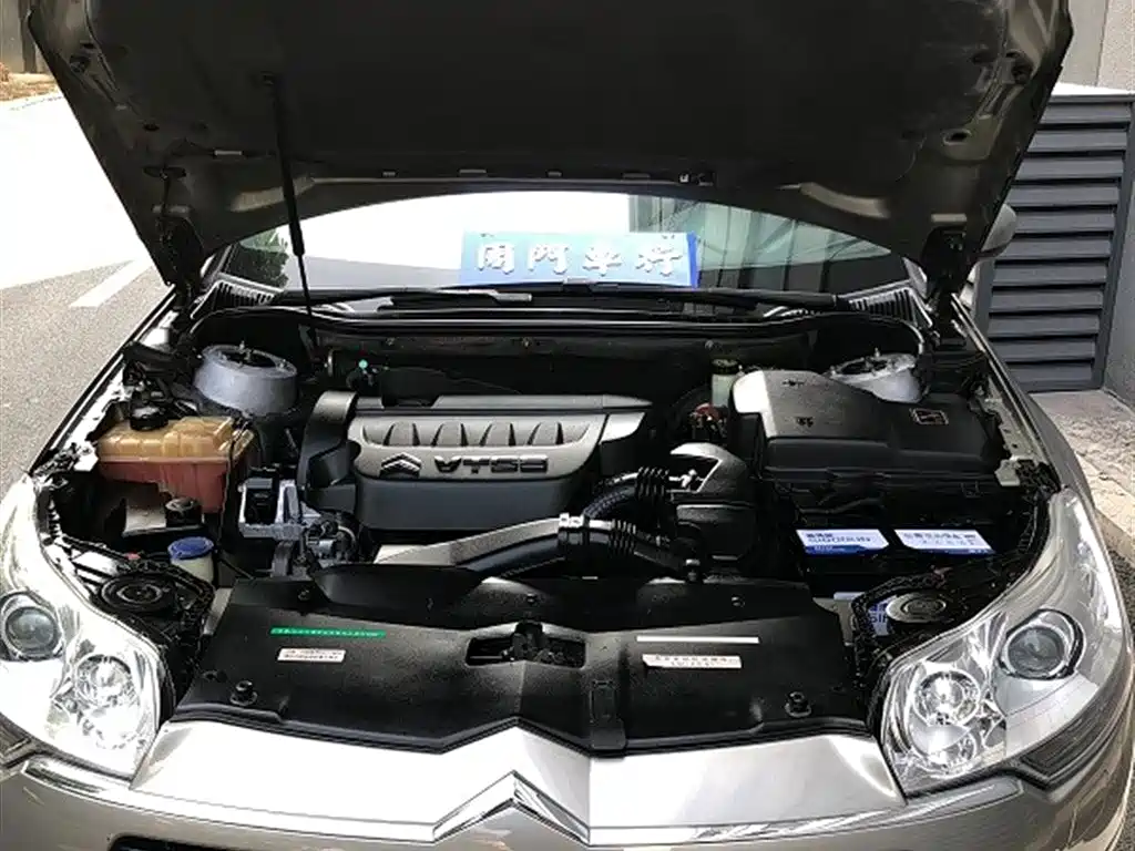 Citroen C5 雪铁龙C5 2010款 2.3 L 自动尊雅型
