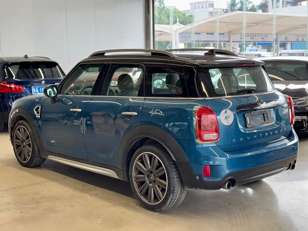 MINI COUNTRYMAN 2.0 T COOPER S ALL4 Traveller