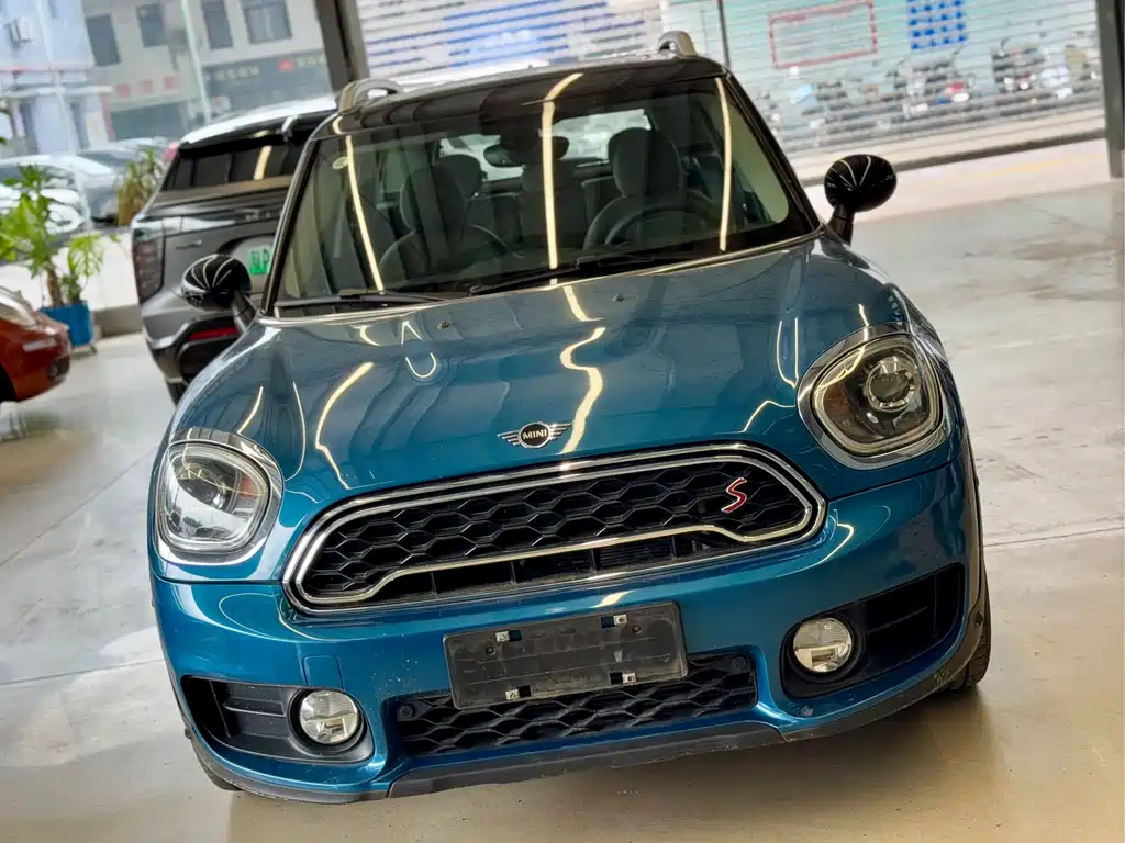 MINI COUNTRYMAN 2.0 T COOPER S ALL4 Traveller