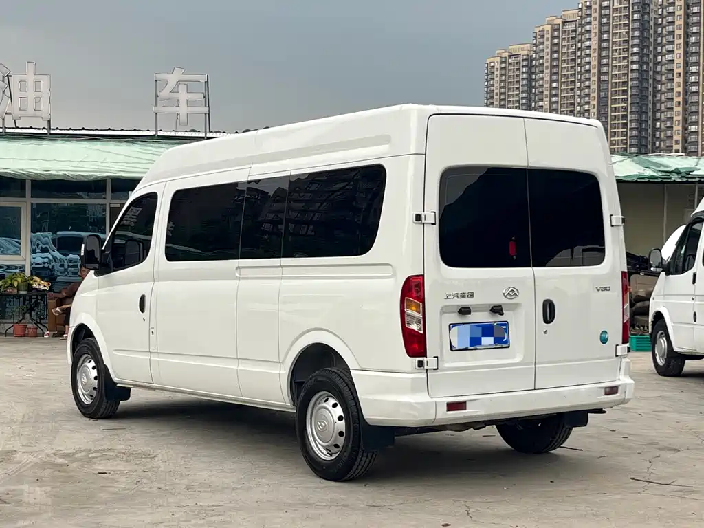 Xintu V80 新途V80 2024款 改款 傲运通 6 MT 长轴中顶147 Ps 6/7/8/9座