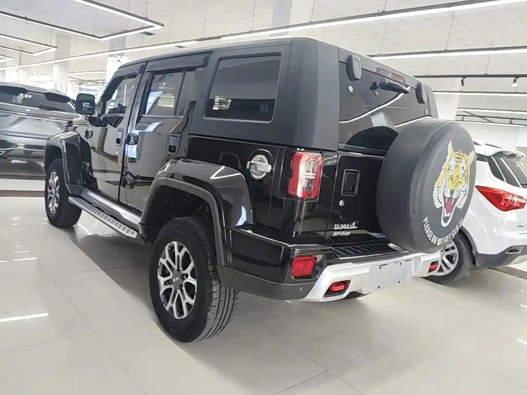 BAIC BJ40 2.0 T Auto 4 WD City Hunter Swordsman