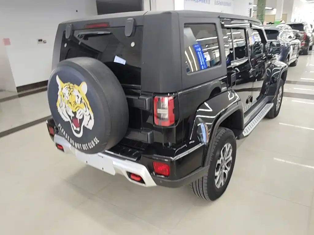 BAIC BJ40 2.0 T Auto 4 WD City Hunter Swordsman