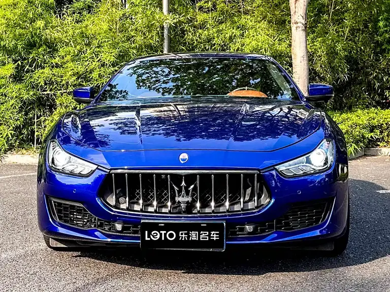 Maserati Ghibli 3.0 T Standard CN-VI