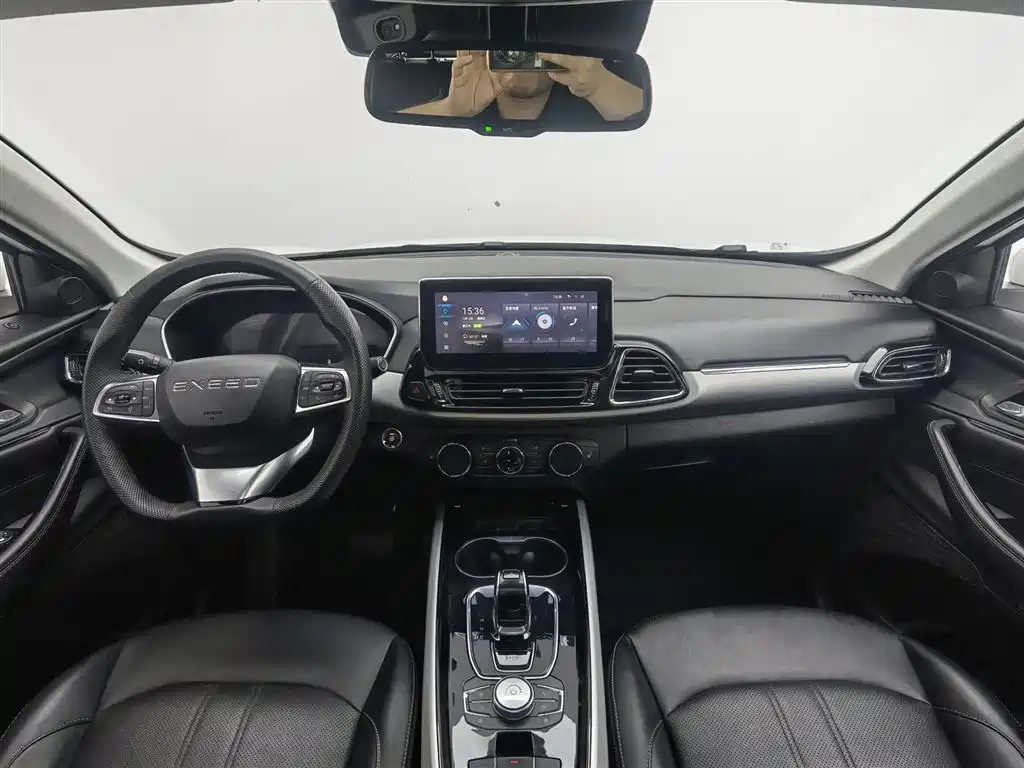 Exeed Lingyun 1.6 T 2 WD Star Shine