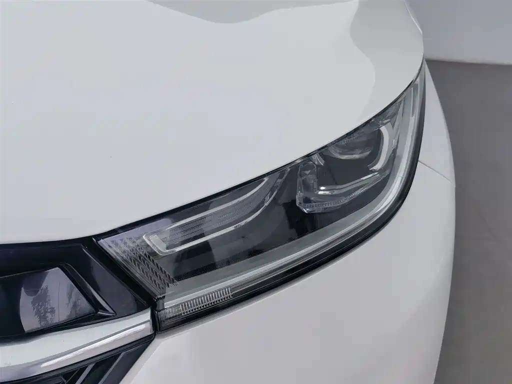 Exeed Lingyun 1.6 T 2 WD Star Shine