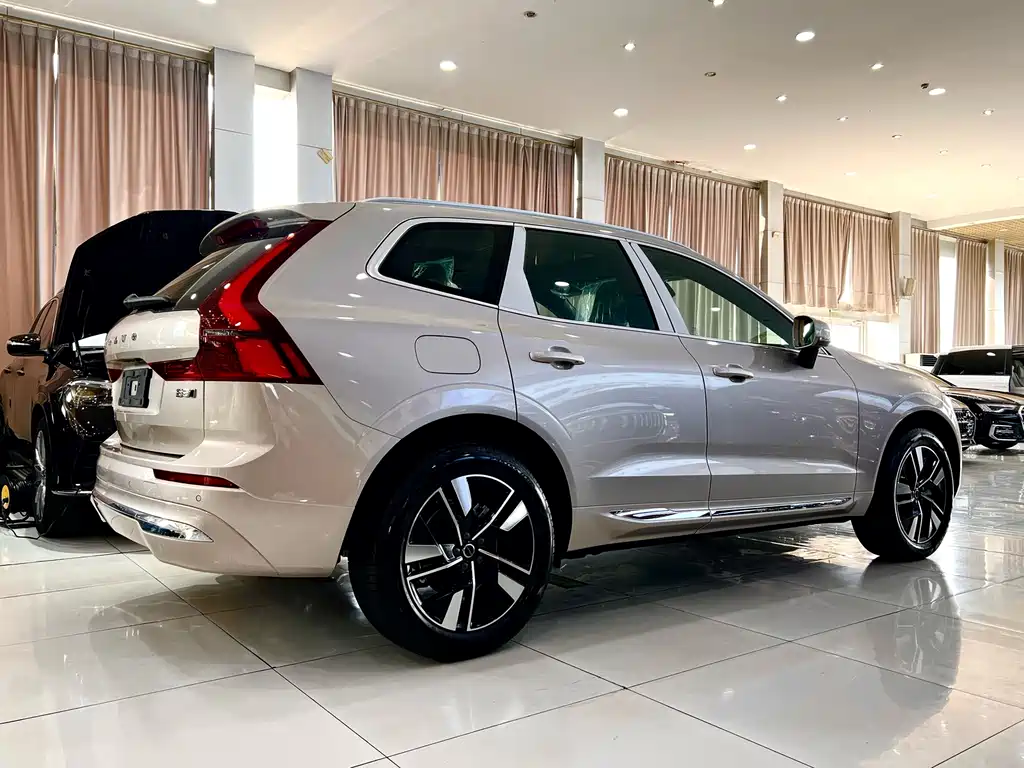 Volvo XC60 B5 4 WD Smart Vision Luxury